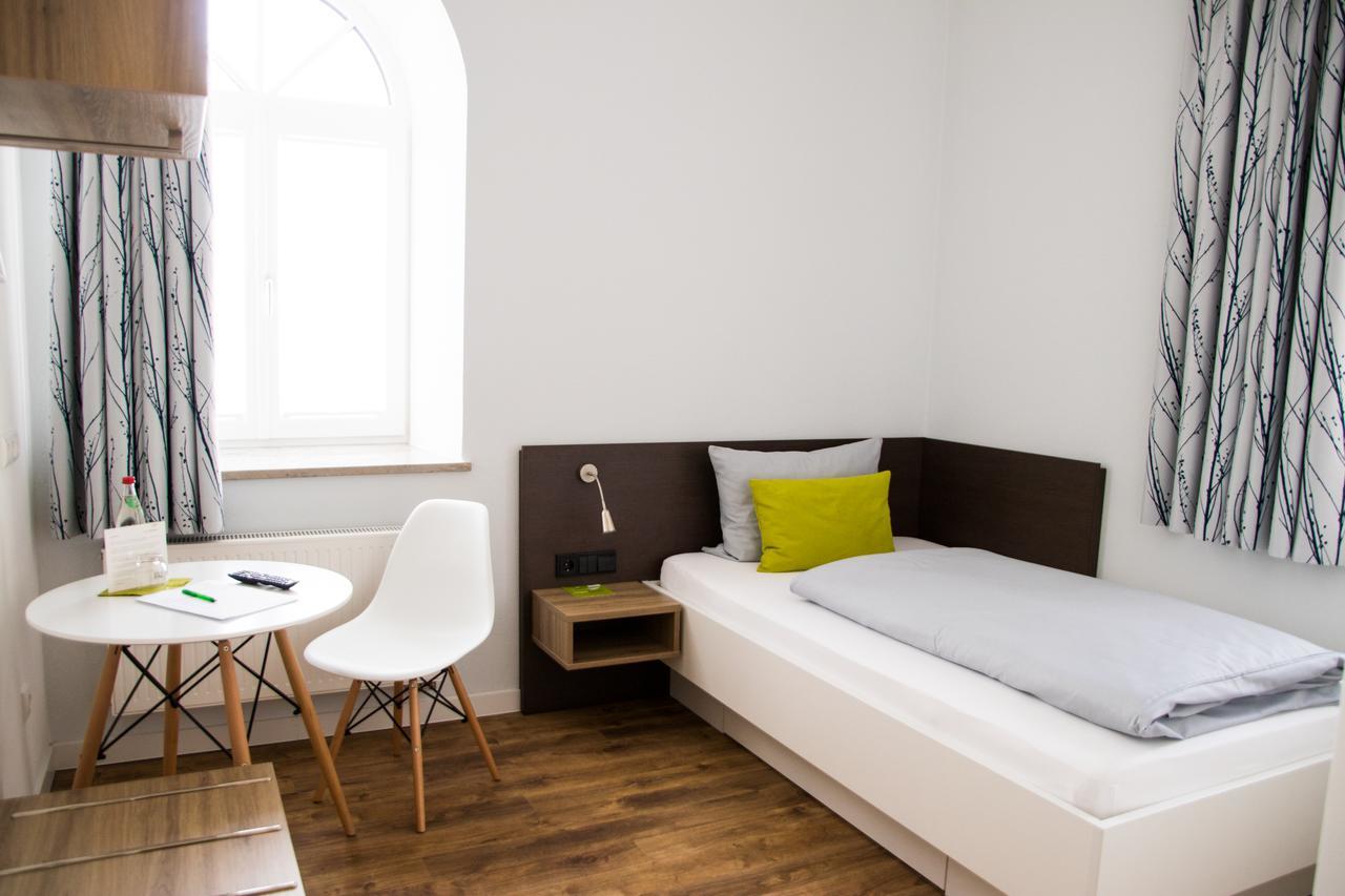 Pension Engelkeller โดเนาเวิร์ท ภายนอก รูปภาพ